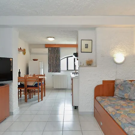 Annamaria 1792 Apartment *